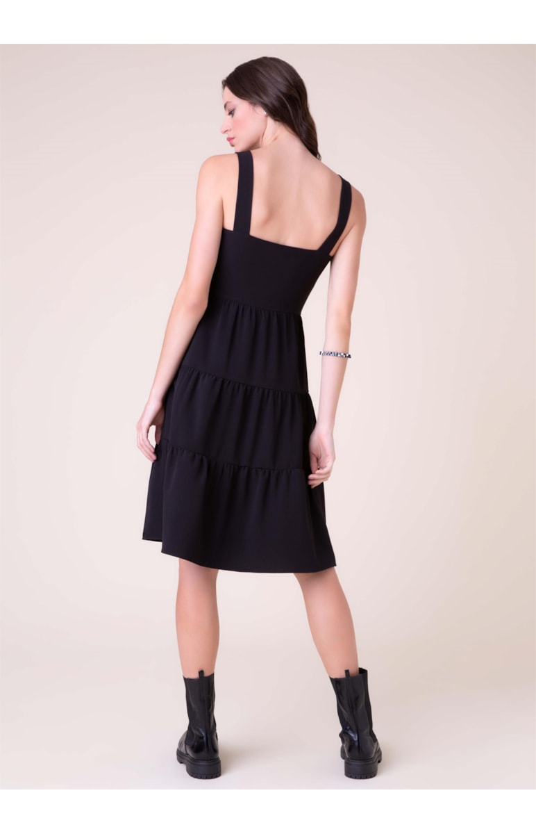 Vestido Crepe Curto Preto
