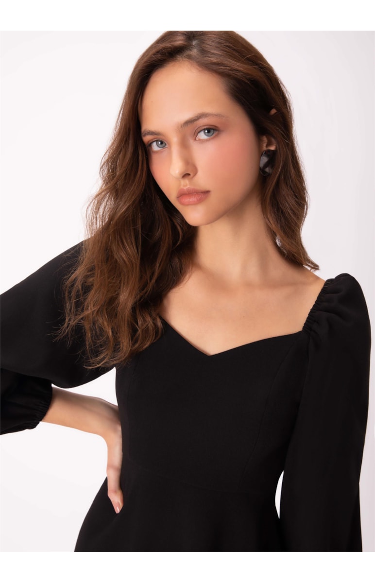 Vestido Decote Alfa Preto