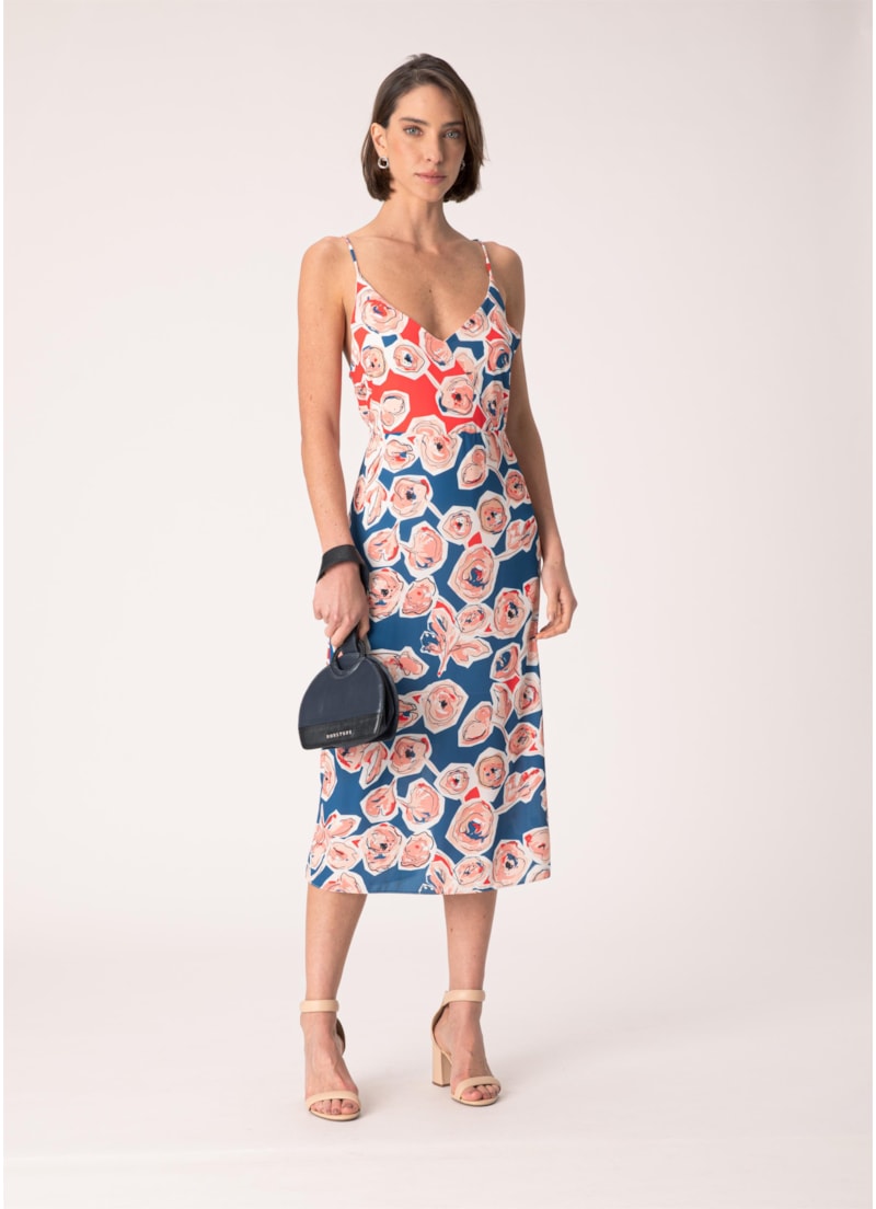 Vestido Flores Recortes Patch Estampado