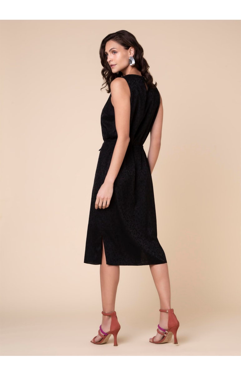 Vestido Midi Acinturado Preto