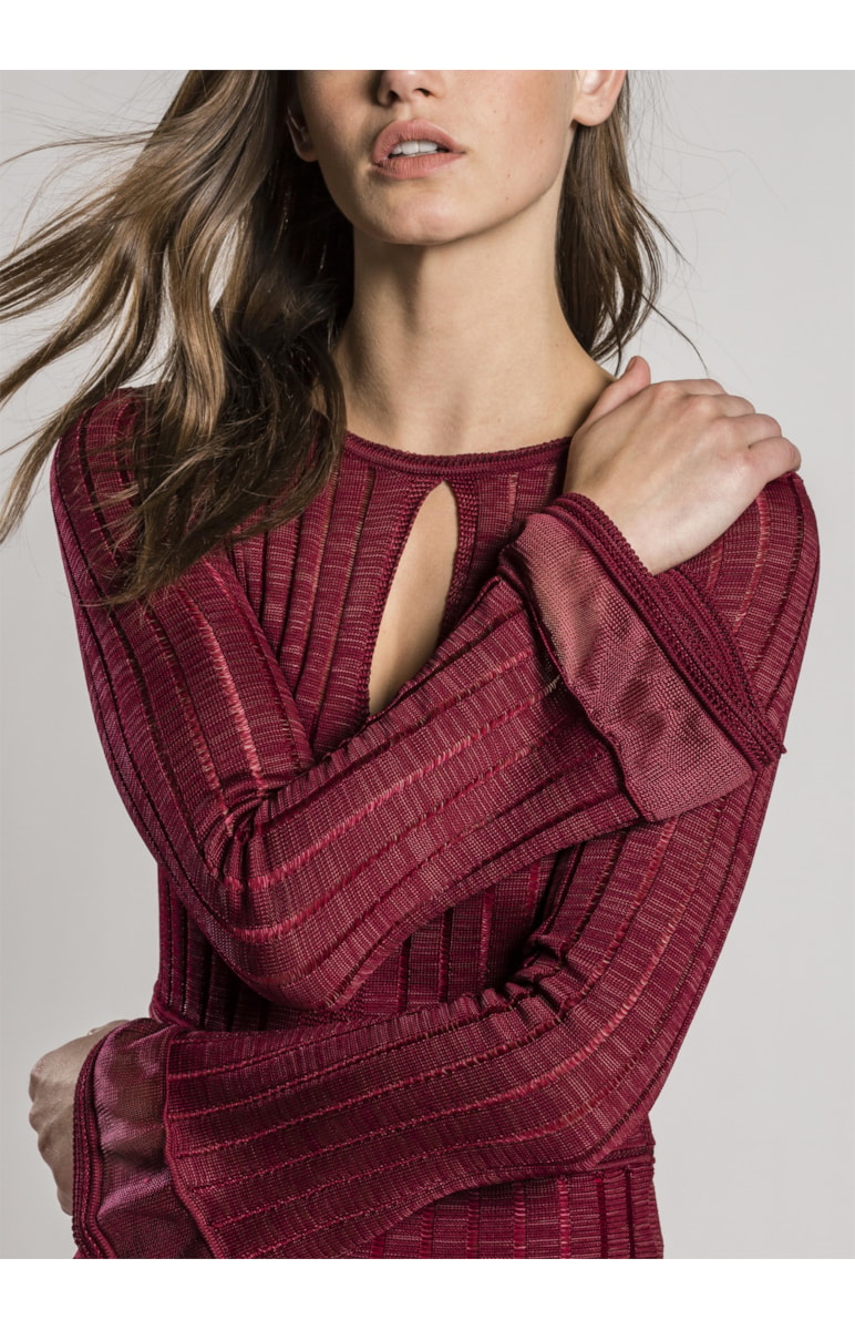 Vestido Rendado Gota Vinho