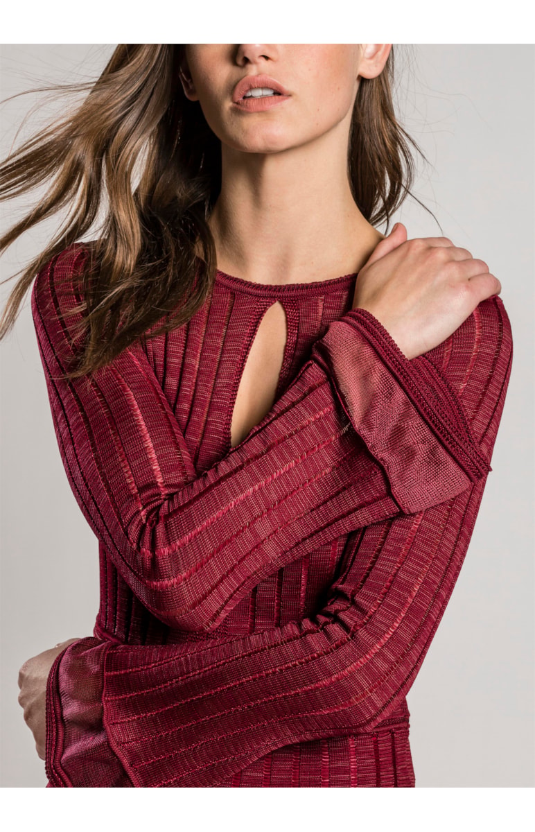 Vestido Rendado Gota Vinho